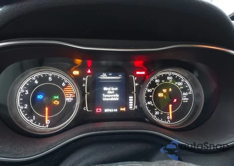 2021 Jeep Cherokee Altitude Fwd z USA, uszkodzony, nr VIN 1C4PJLLB3MD169308